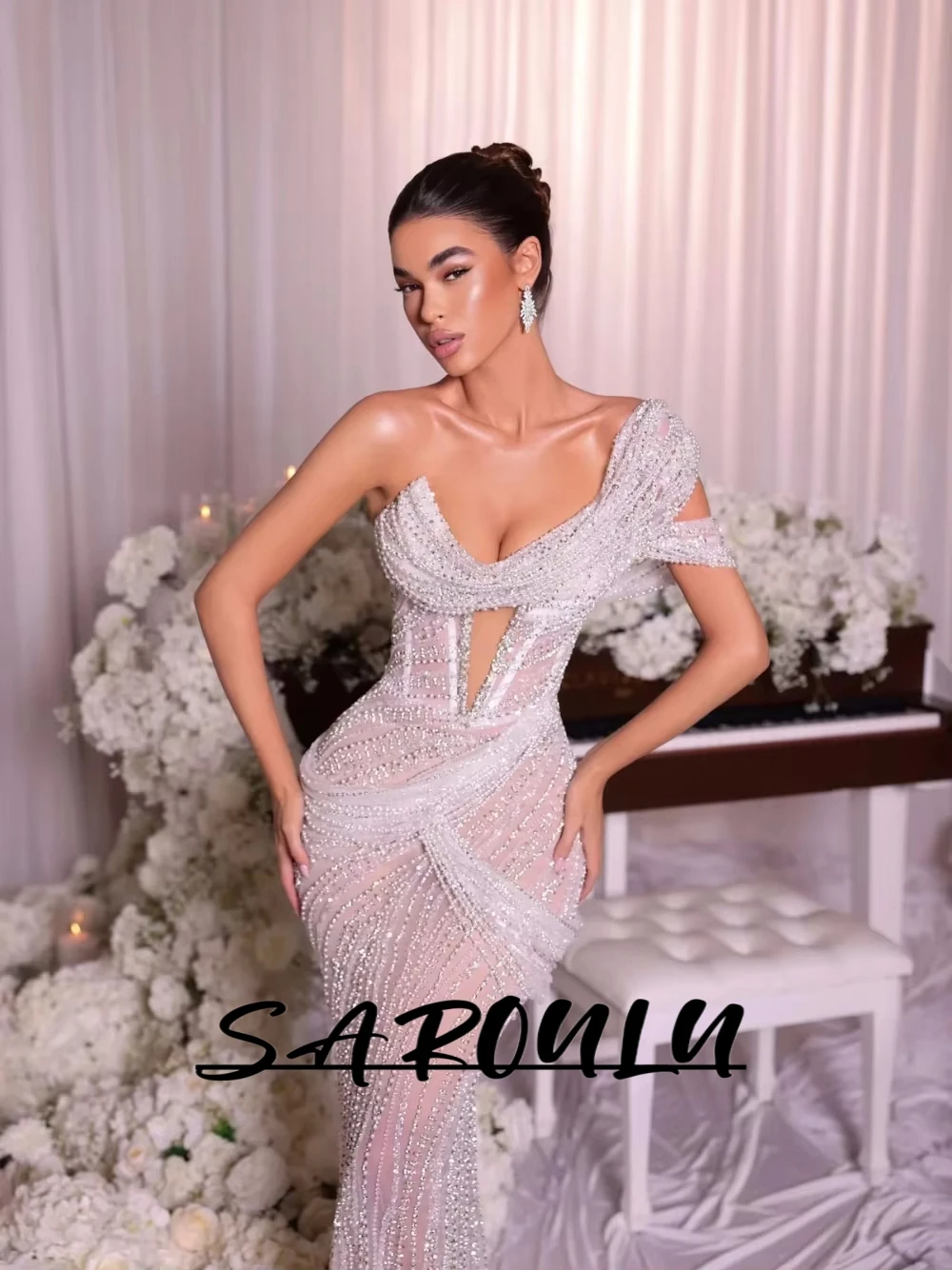 

Unique Beaded Corset Wedding Dress Romantic Glitter Pearls See Through Bridal Gown Customized Modern Straight For Evening