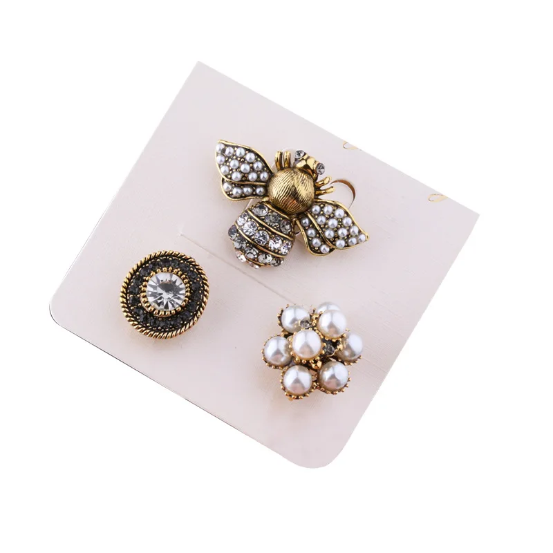 Three-piece Set of Vintage Pins Pearl Bee Brooches Fashion Accessories Luxury Corsages for Men and Women