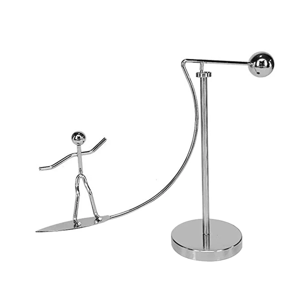 Patinação homem design ferro arte artesanato balançando bola de equilíbrio para decoração de mesa escritório alívio do estresse pêndulo movimento ornamento