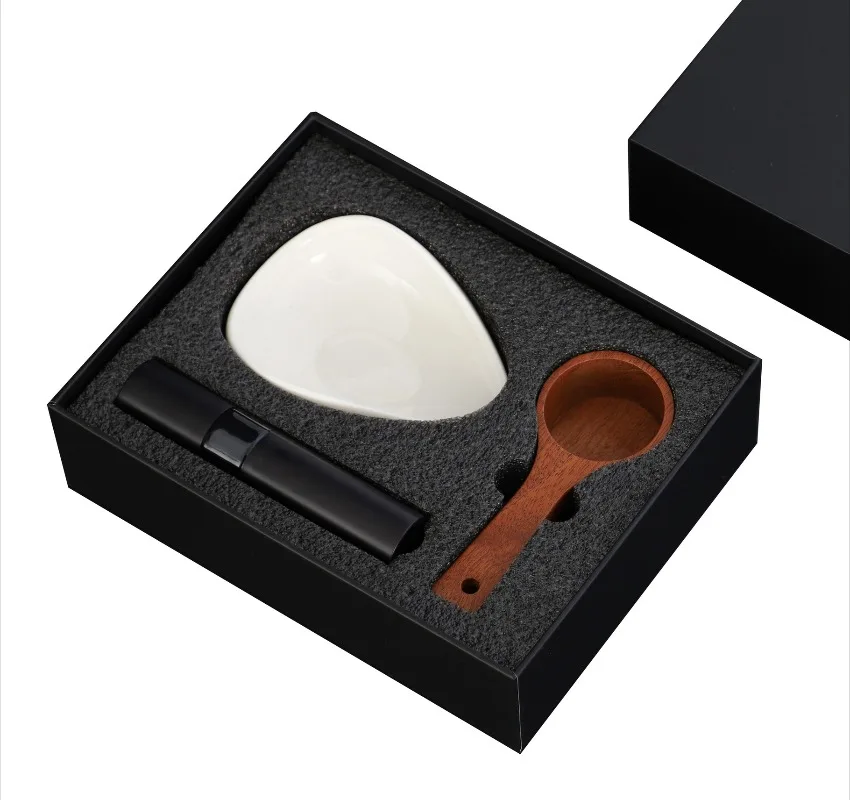 Coffee Bean Display Plate  Three-piece Set Coffee Ceramic Plate Coffee Bean Wooden Spoon Sprayer Set Weighed Bean Plate