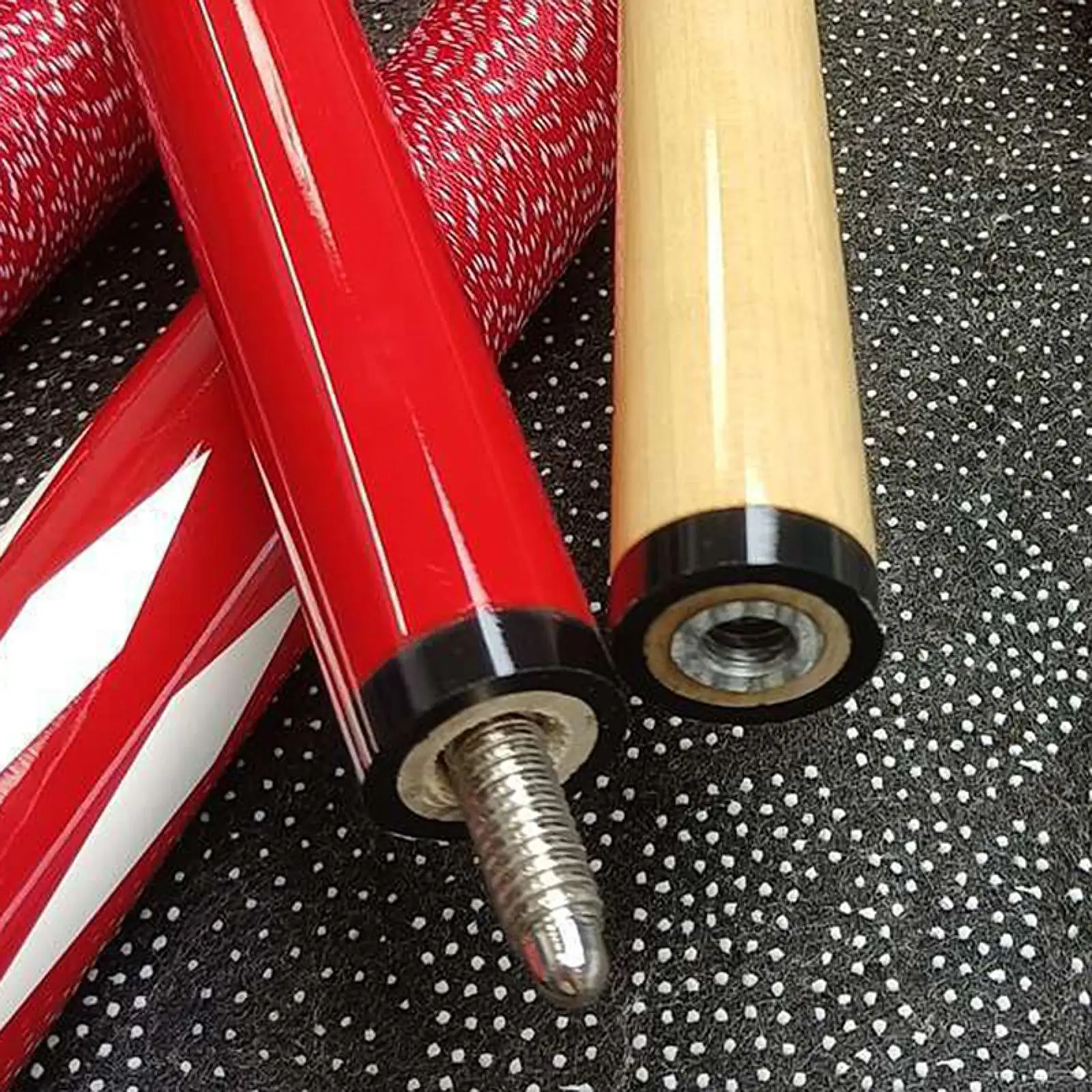 queue-de-billard-en-bois-de-57-pouces-deux-pieces-accessoire-de-billard-portable-pour-le-snooker-et-les-salles-de-billard-pour-adultes