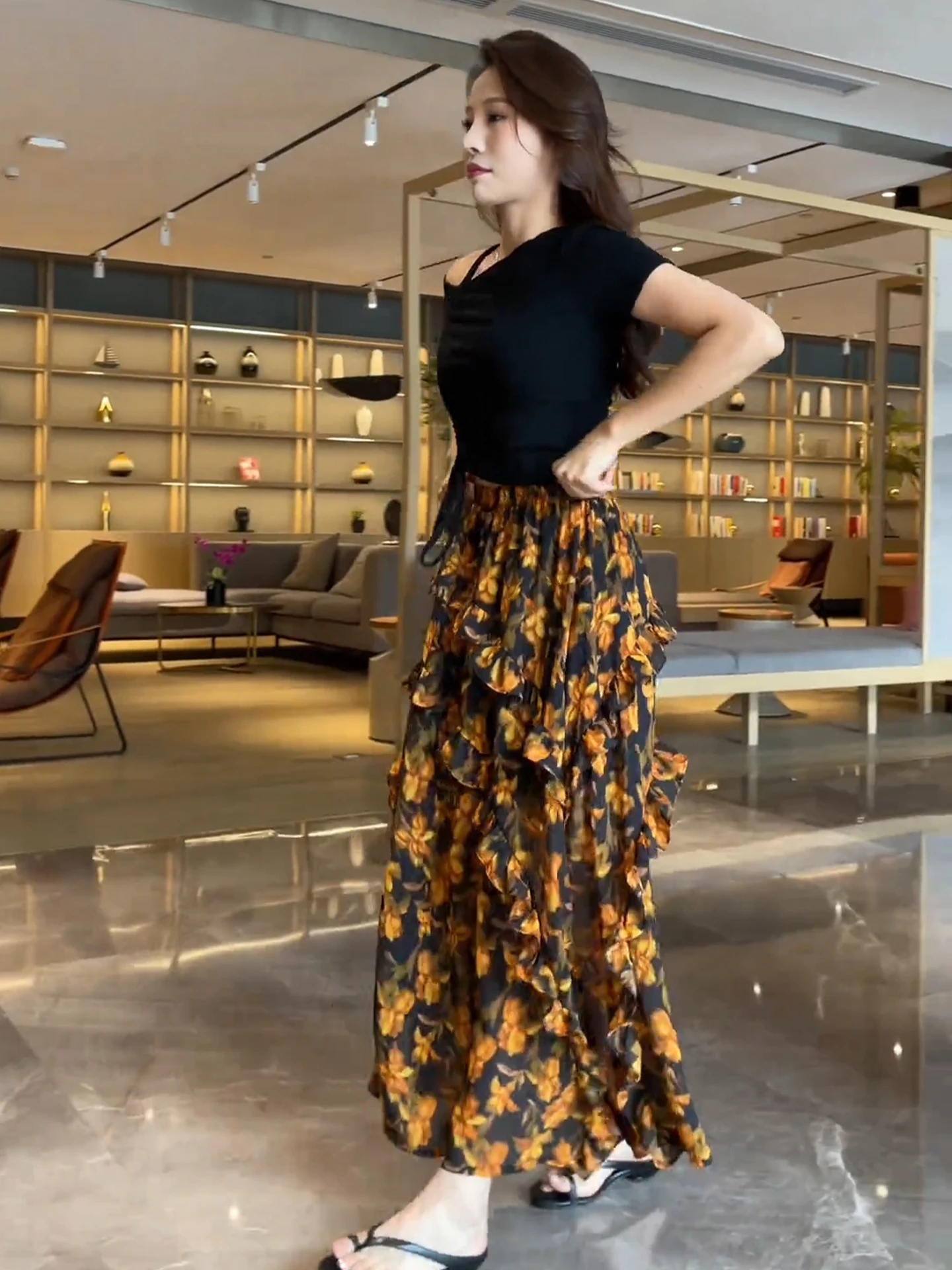 Saia Midi de Cintura Alta com Estampa Floral para Mulheres Verão 2025 Novo Estilo Vibes de Férias Saia em A Efeito Emaecime...