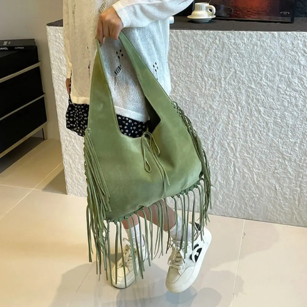 

Casual Korean Style Tassel Shoulder Bag Solid Color PU Leather Suede Handbag Tote Bag Ethnic Style Underarm Packs Office Worker