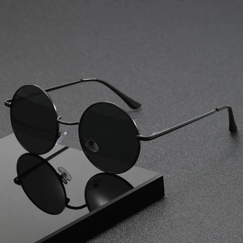 1pcs Fashion Sunglasses Round Frame Men Women Design Retro UV400 Glasses Anti-glare Causal Driving Eyewear