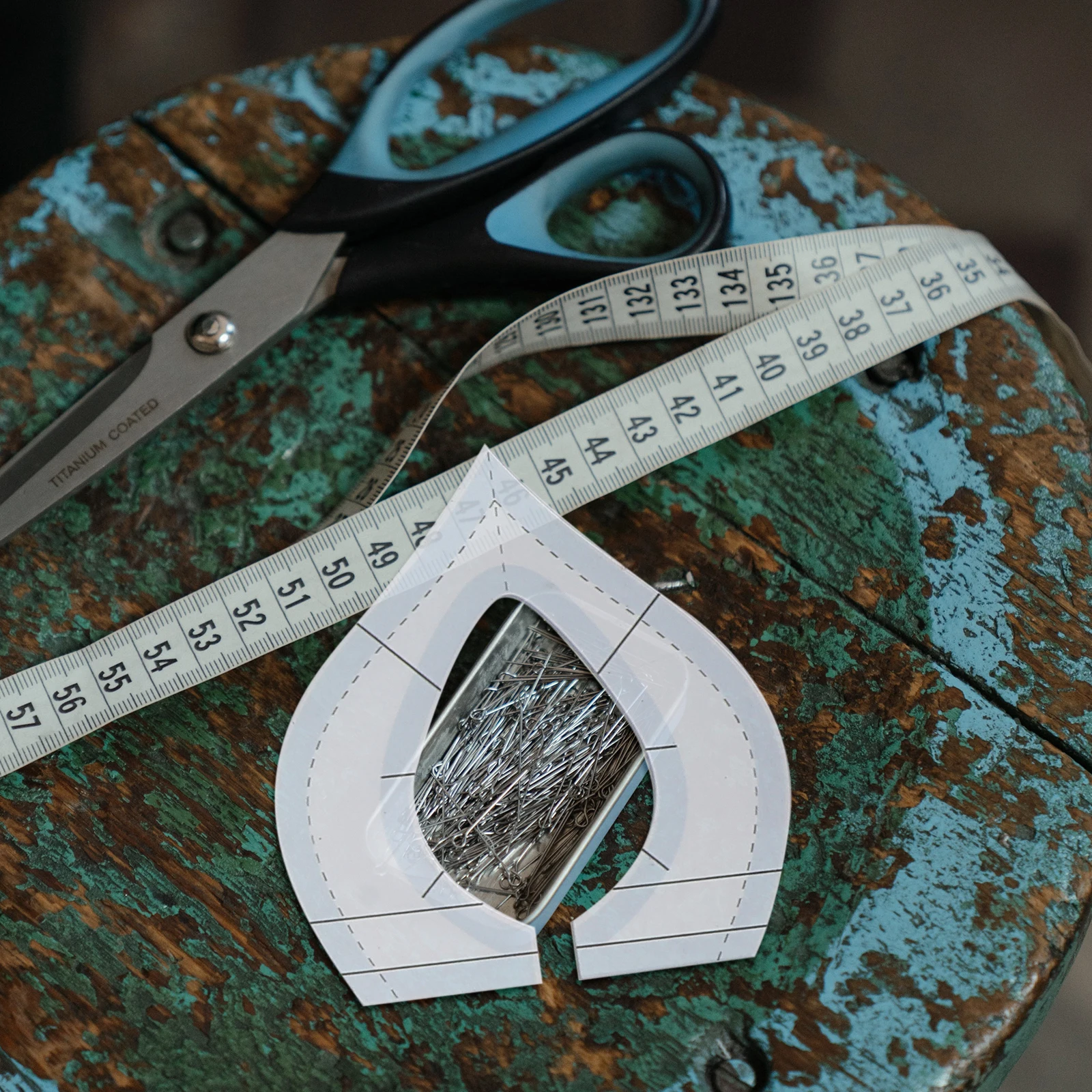 

9pcs Acrylic Patchwork Ruler Set Portable Sewing Tools Curve Template Quilting Fabric DIY Supplies Efficient Durable