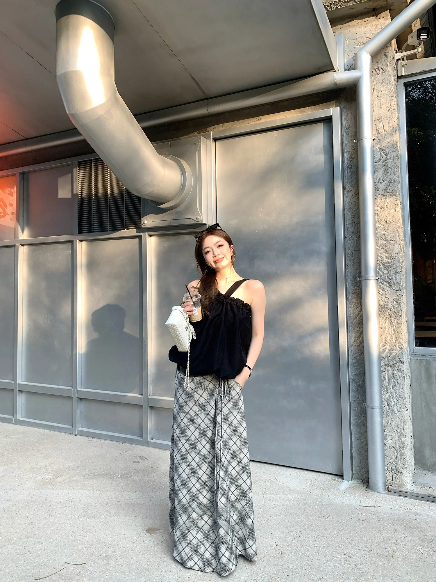 

Новая женская длинная юбка-трапеция Briti Holiday в клетку с завышенной талией, свободная, струящаяся, стройнящая фигуру