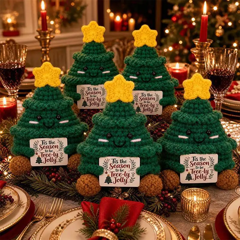 New Positive Energy Xmas Tree Hug Pocket Mini Handmade Knitting Tree Doll with Card Funny Christams Gift Home Room Decoration