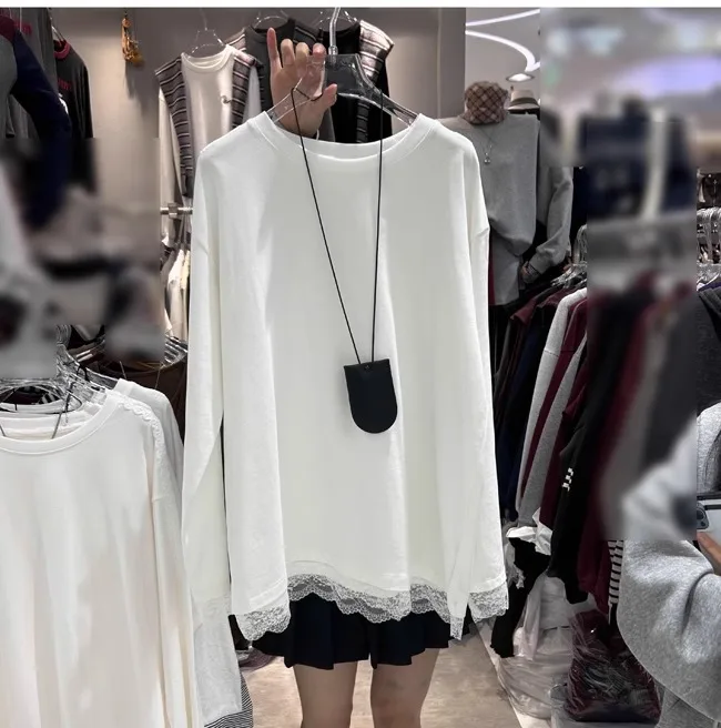 

Women's Fashion 2026 Winter Korean Style Round Neck Loose White Large T-Shirt With Lace Trim Base Shirt
