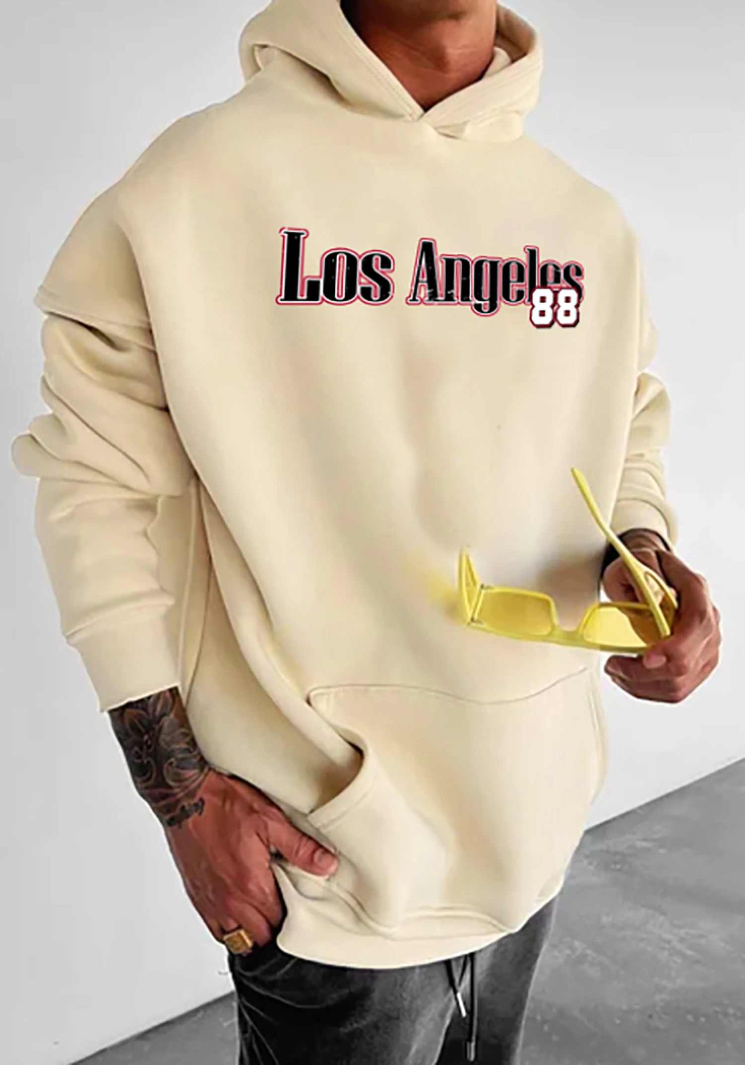 سويت شيرت بقلنسوة على طراز السباق الأمريكي للخريف والشتاء للرجال مع قلنسوة عصرية بطباعة لوس أنجلوس رقم "88"