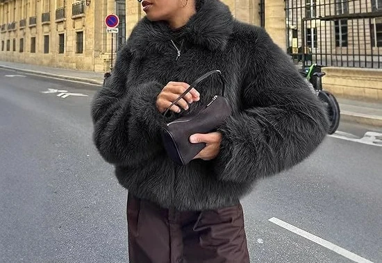 

2025 Autumn and Winter New Artificial Fur Short Jacket Women's Fur Jacket Fox Fur Top