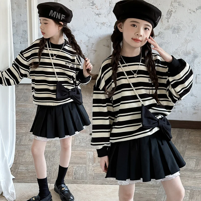 

2025 Spring and Autumn Girls' Children's Clothing High Quality High Quality Sweater Pleated Skirt Set