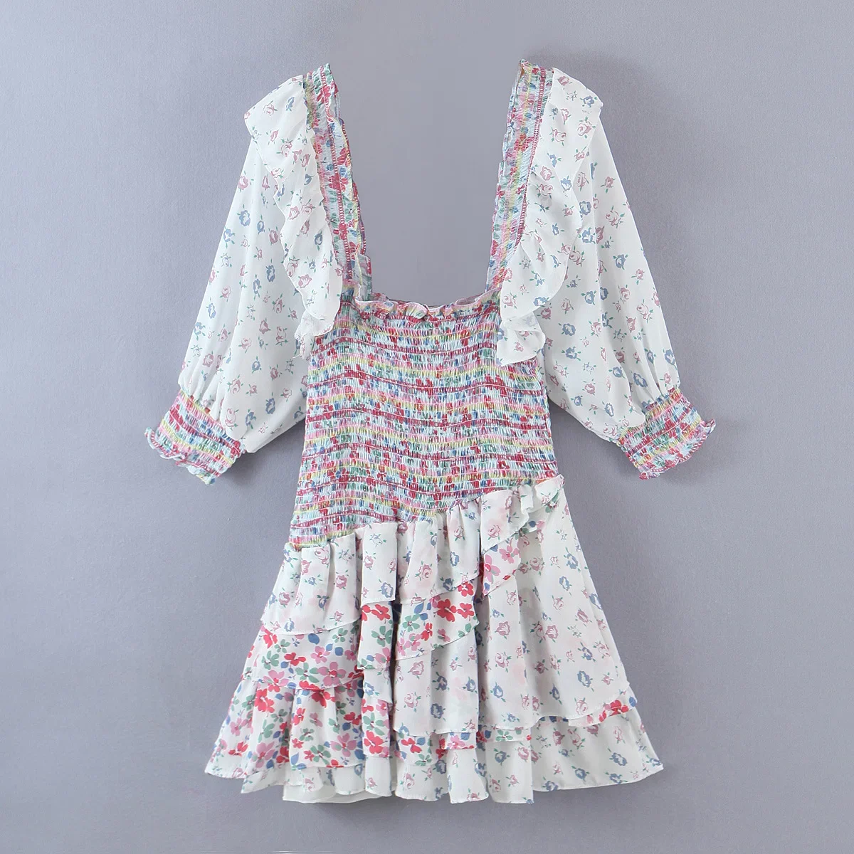 

Spring new European and American romantic printing heavy industry laminated ruffled ruffled puff sleeve dress