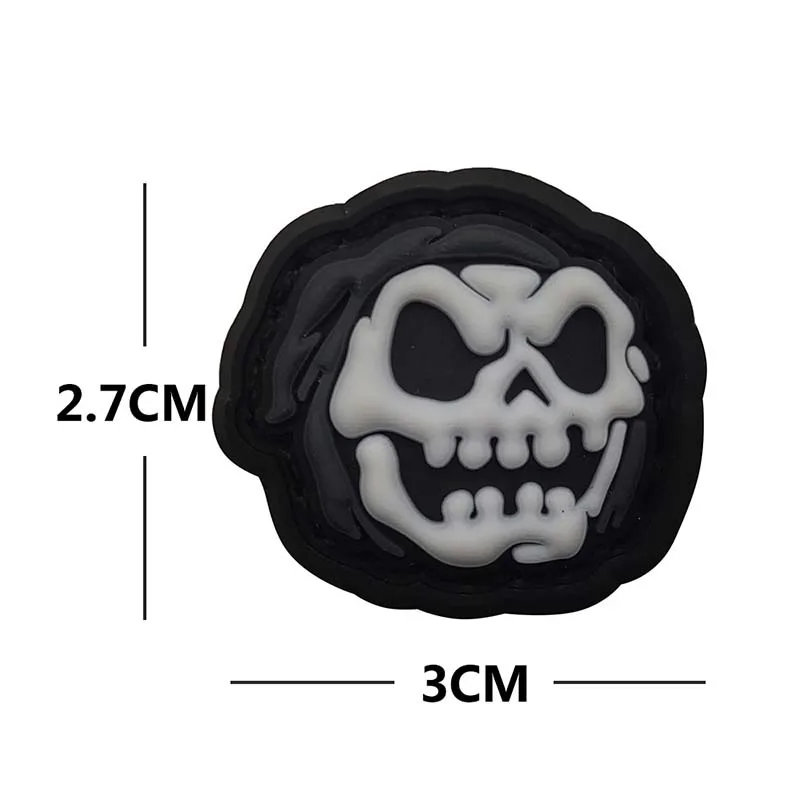 2 Stück/Set, Totenkopf-Dinosaurier-Moraleabzeichen, 3D-PVC-Aufnäher mit Haken, taktisches Gummiemblem, militärischer Aufkleber für Rucksack, Mütze, Jacke. – Detail 5