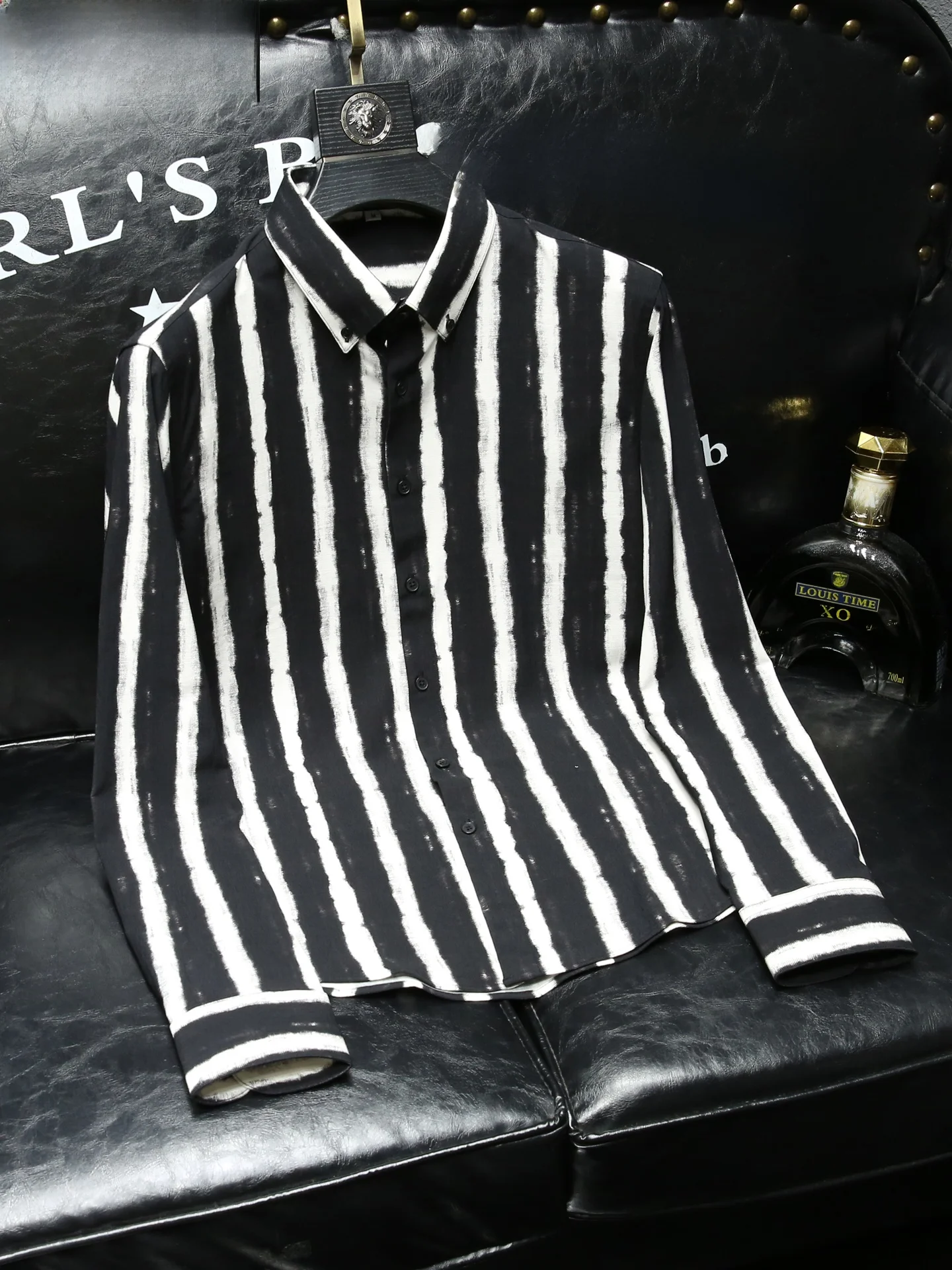 

Men's Slim Fit Long Sve Striped irt Autumn New Sle Casual Faion Anti-Wrinkle West Suit irt High-End Feelings Cotton