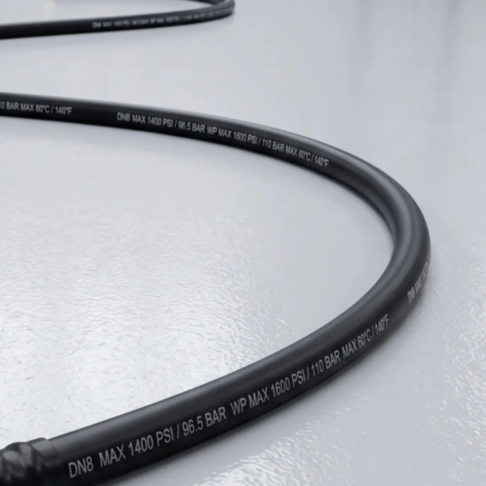 high-pressure-hose-heavy-duty-pressure-washer-hose-kink-proof-for-car-detailers