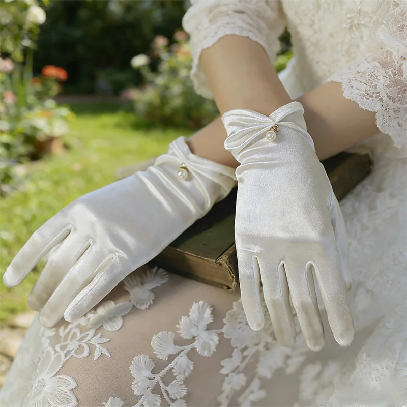 

Bridal Gloves 1 Pair Wedding Dress Satin Short Style Elegant Black Retro White Red Wedding Silk Gloves