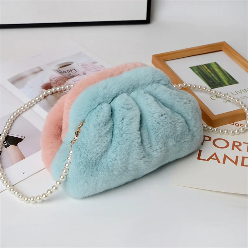 Plush Fur Bag Luxury High Quality Rex Rabbit Fur Handbag Cute Portable Winter Charm Fur Bag Is A Luxury Item For Women