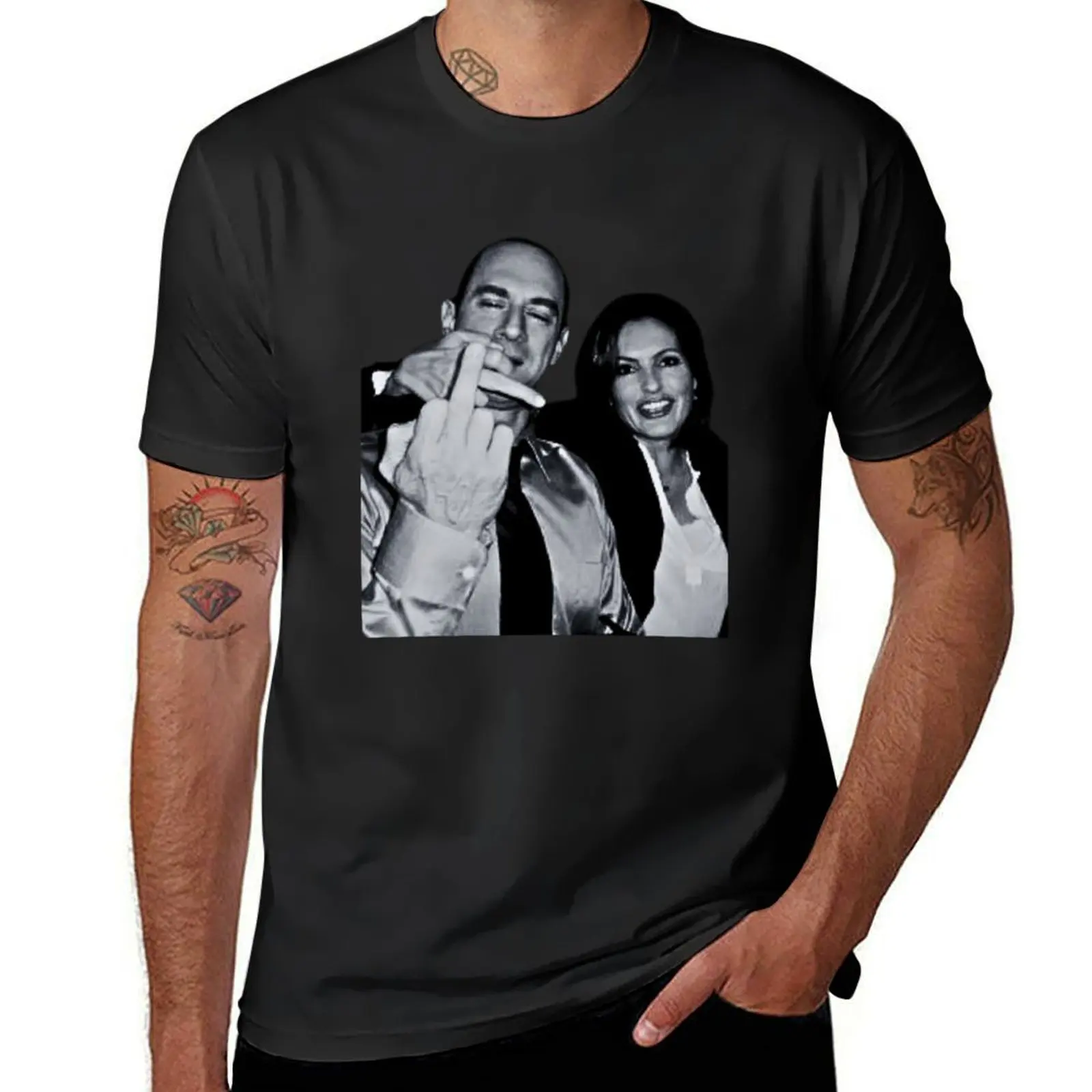 

Elliot Stabler And Olivia Benson Actors and musicians giving the middle finger meme T-Shirt customs mens graphic t-shirts anime