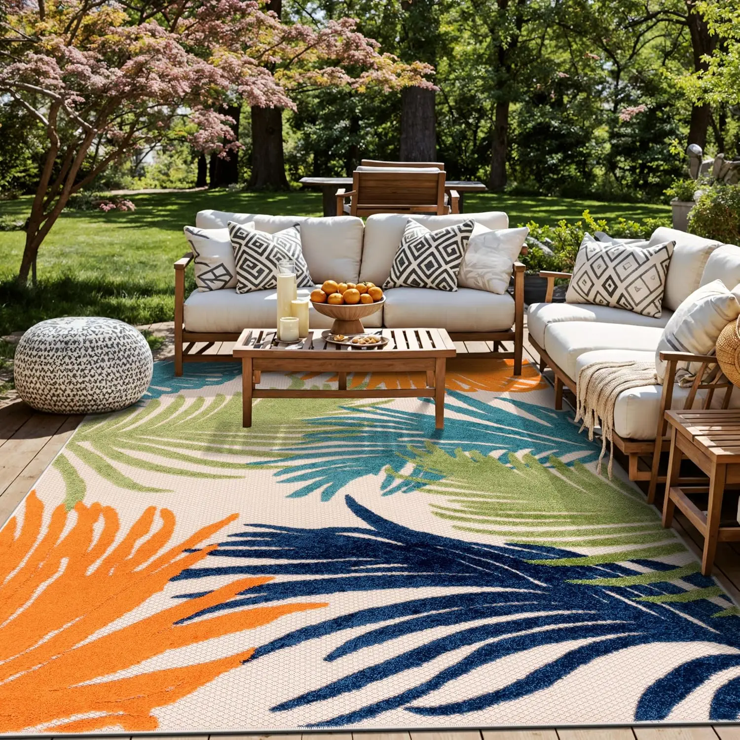 

Multi Lucca Contemporary Floral Indoor/Outdoor Area Rug Durable Polypropylene, Weather Resistant, Perfect for Patio, Backyard
