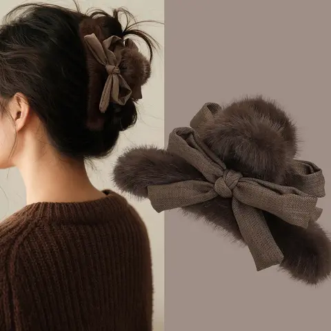 1pc Autumn/Winter Fashion Rabbit Fur Bow Hair Clip，Women's Large Plush Shark Clip Hairpin for Back of the Head