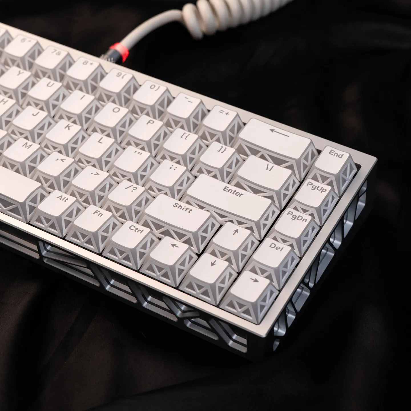 MAIMOOO Prism Shadow Hollowed Keycap PBT+PC Material White Translucent Personalized Cherry Keycaps for Mechanical Keyboard