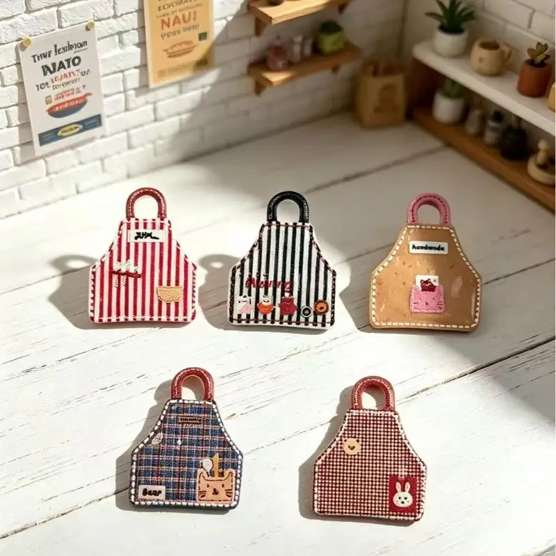 5/10pcs Simulated Mini Aprons Resin: Toy House Decoration Micro-Scene Photography Prop