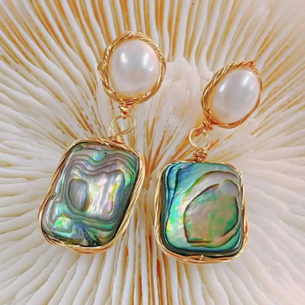 Natural Abalone shell Baroque White pearl Earrings Easter Beautiful Jewelry Diy Hook Accessories Holiday gifts Lucky Aquaculture