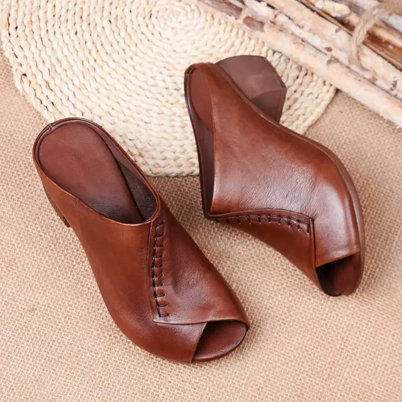 

2024 Thick-heeled Soft Leather Outer Slippers Fish Mouth Comfortable Versatile Mid-heeled Women Sandals Women's Mother's Shoes