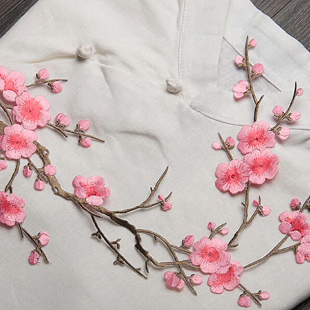 1pc Plum Blossom Flower Applique Clothing Embroidery Patch Fabric Sticker Iron On Patch Craft Sewing Repair Embroidered