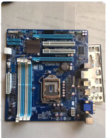 Placa-Mãe Gigabyte GA-B75M-D3H com USB3 Interno (USB3 SATA3 DDR3/1155 Socket/B75)