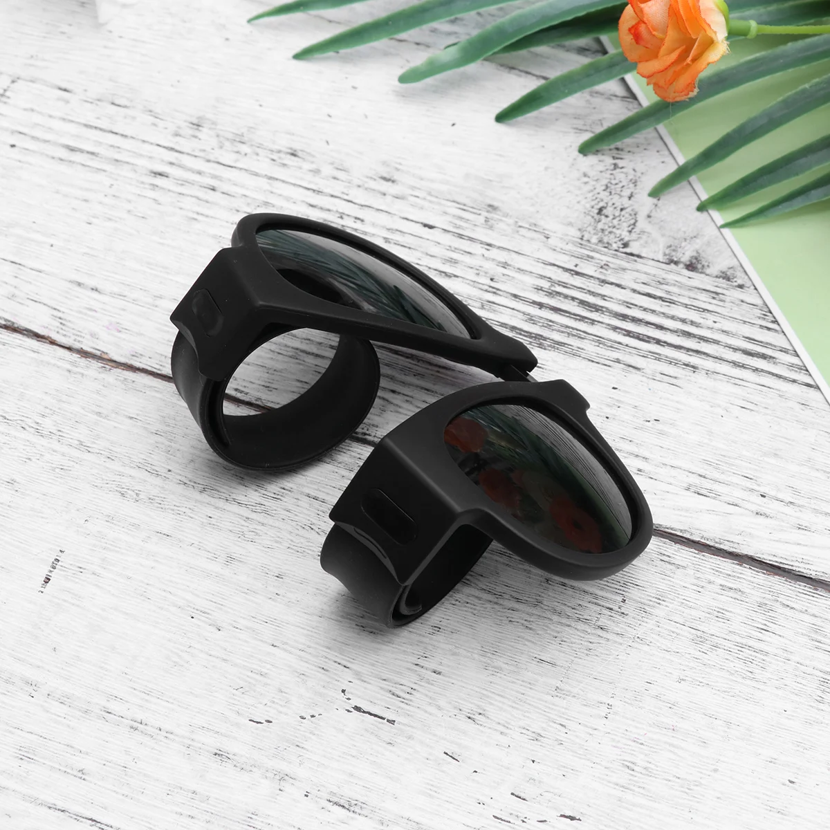 

Novelty Sunglasses Kids Outdoor Party up Eyeglasses Protection Halloween Accessories Sun Glasses