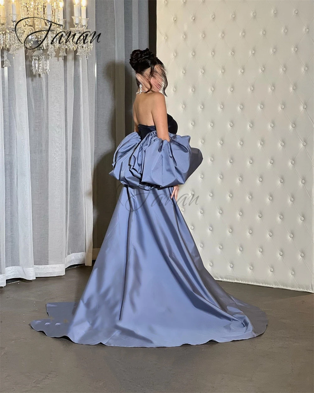 Customized Prom Dresses Backless Sleeveless Satin Grace Banquet Dress Strapless Sexy Straight Evening Gown Solid Color فساتين سه