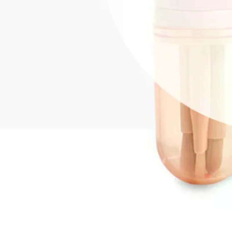 Zestaw pędzli do makijażu 4 w 1, wysuwany pędzel kabuki i 3 małe pędzle do oczu z miękkimi włoskami, małe, przenośne do retuszów.