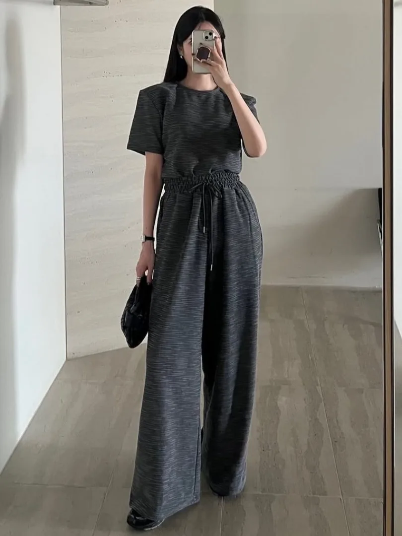 قميص نسائي صيفي جديد بتصميم كسول، توب قصير فضفاض، بنطلون كاجوال مخطط بخصر مطاطي، قميص نسائي فضفاض عتيق الطراز