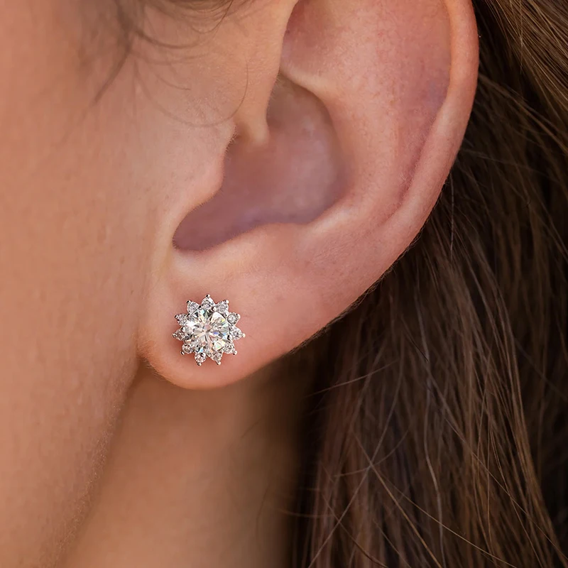 Thumbnail 4 - #54 Latest Moissanite Stud Earrings Offers