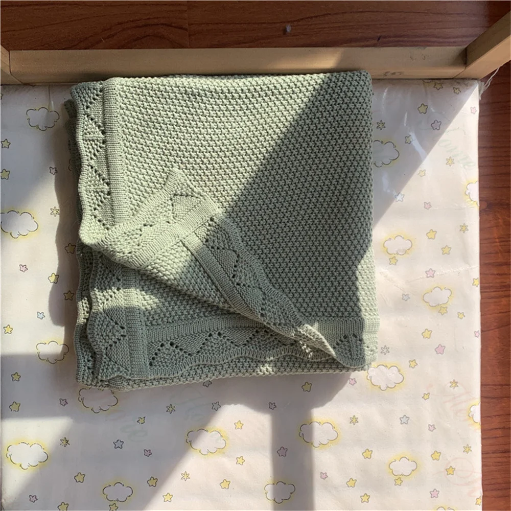 Couverture en mousseline brodée avec nom personnalisé pour bébé garçon et fille, cadeau de premier anniversaire personnalisé pour nouveau-né