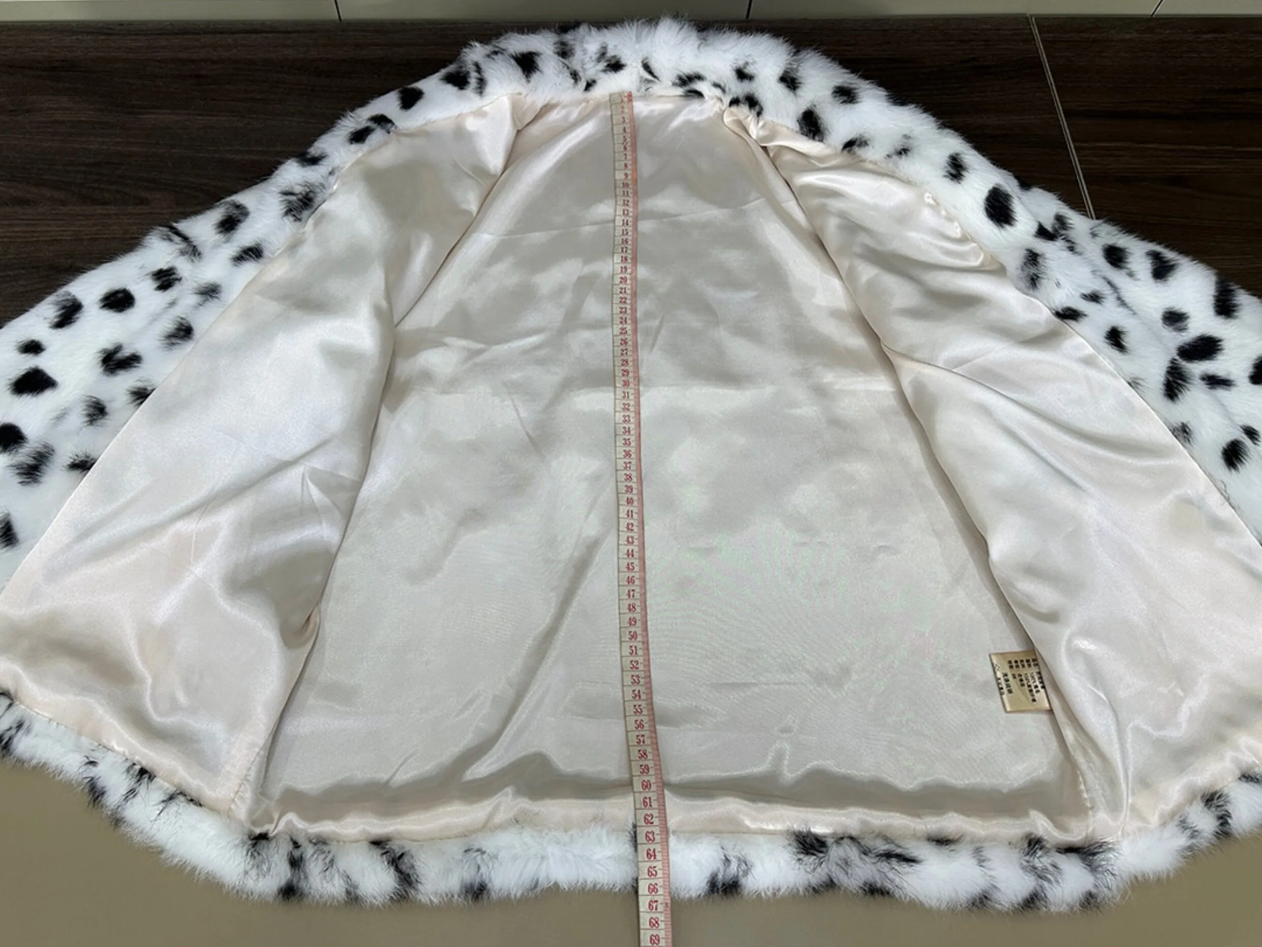 Hot Selling Women's New Real Fur Jacket Autumn and Winter Leopard Print Rabbit Fur Jacket Fashion Rabbit Fur Jacket