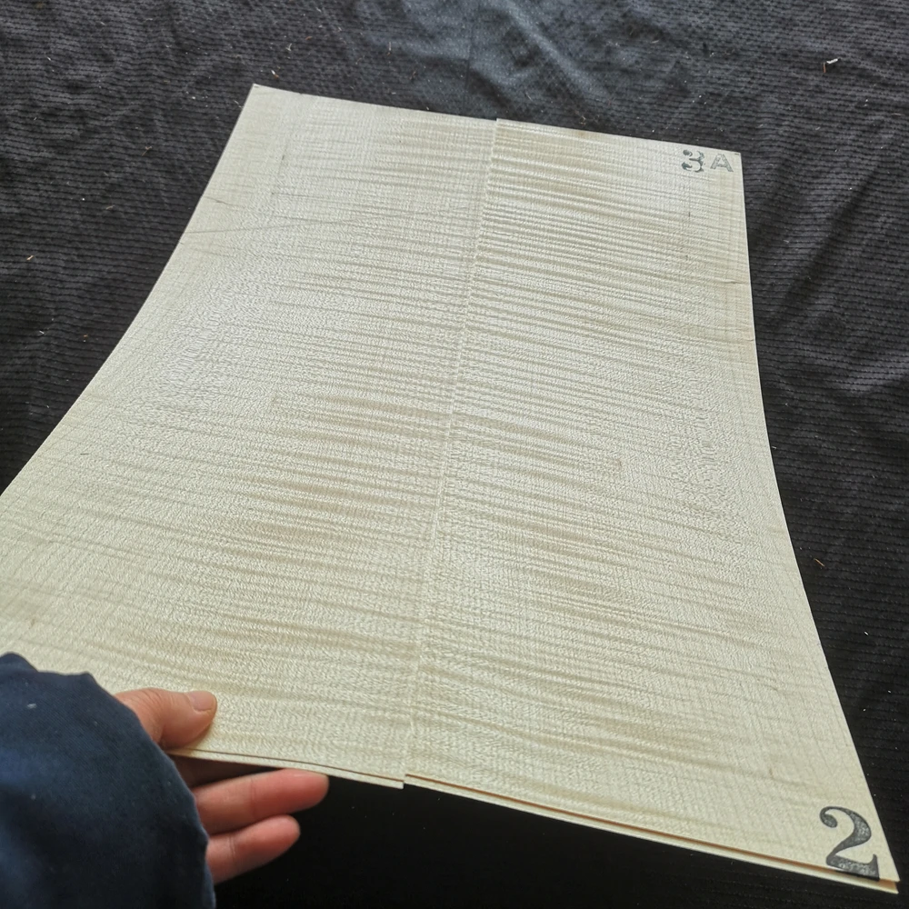 1/3pcs Tiger Maple Wood Guitar Veneer Original Wood Makeup Board Guitars Making Materials Guitar Accessories530*370*0.5mm