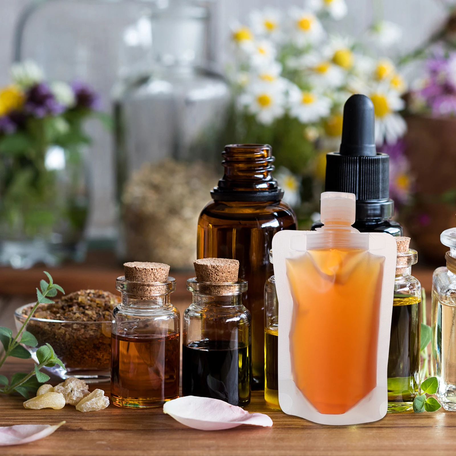 

24Pcs Lotion Pouch Travel Cosmetics Storage Bag Leakproof Refillable Subpackage Portable White Lotion Pouch Portable Bag