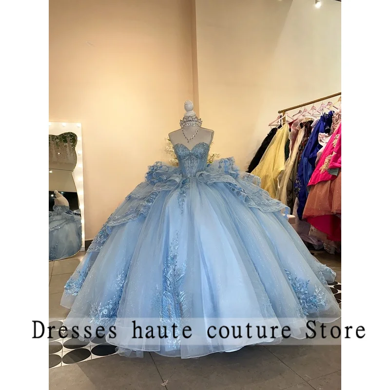 ชุดเดรสสีฟ้าอ่อนสำหรับงาน Quinceañera แบบไม่มีแขน แต่งลูกไม้ผูกเชือก ผ้าทูลล์  ชุดเดรสสำหรับงาน Quinceañera ปี 2026  สามารถสั่งตัดได้