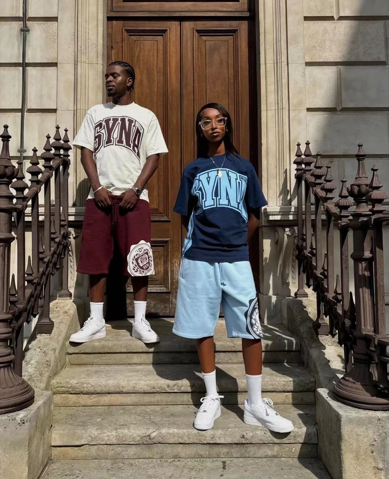 

Мужской модный свободный спортивный костюм Synaworld Drill в американском уличном стиле: худи и свитшот с флисовой подкладкой, повседневный летний комплект