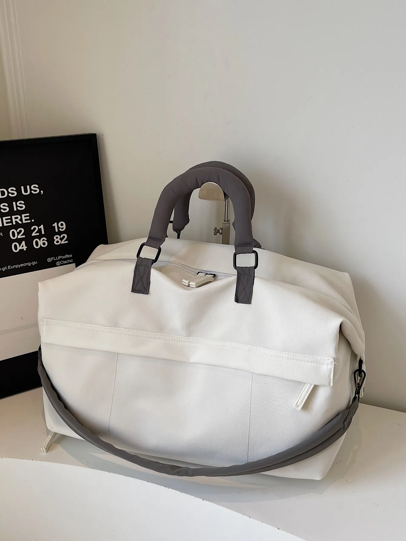 

New Fashion Canvas Handbag For Women, Large Capacity Portable Multi Functional Travel And Fitness Shoulder Crossbody Bags Trendy