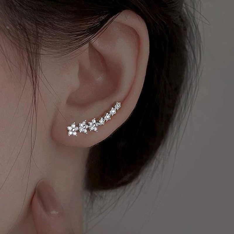 Fashion Rhinestones Flower Stud Earrings for Women Shiny Crystal Plum Blossom Earrings Temperament Sweet Girls Jewelry Gifts