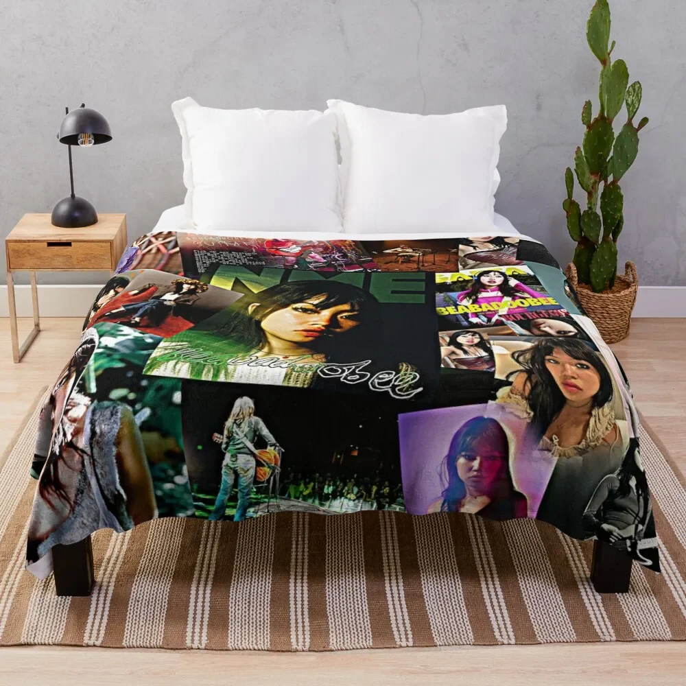 

Beabadoobee Throw Blanket Vintage blankets and throws Single Cute Blankets