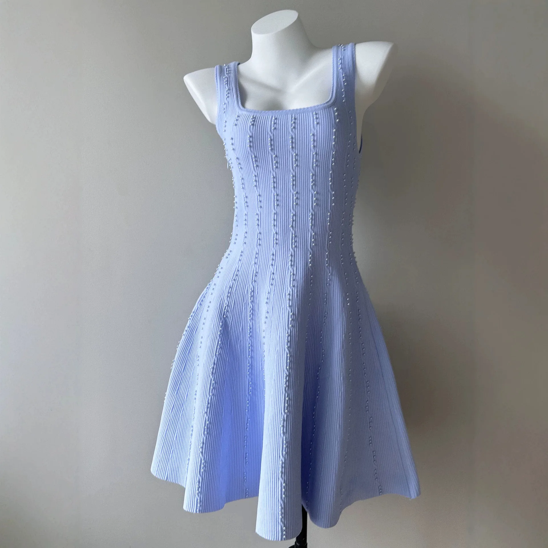 French Sleeveless Knitted Heavy Industry Beads Waist Thin Suspender Small Fragrant A-shaped Dress Dress