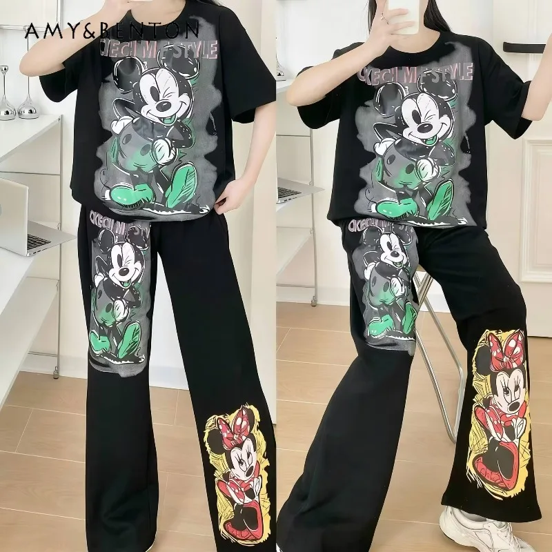 

Модный комплект из двух предметов: женская футболка с мультяшным принтом и короткими рукавами + повседневные брюки прямого кроя, новинка лета 2026