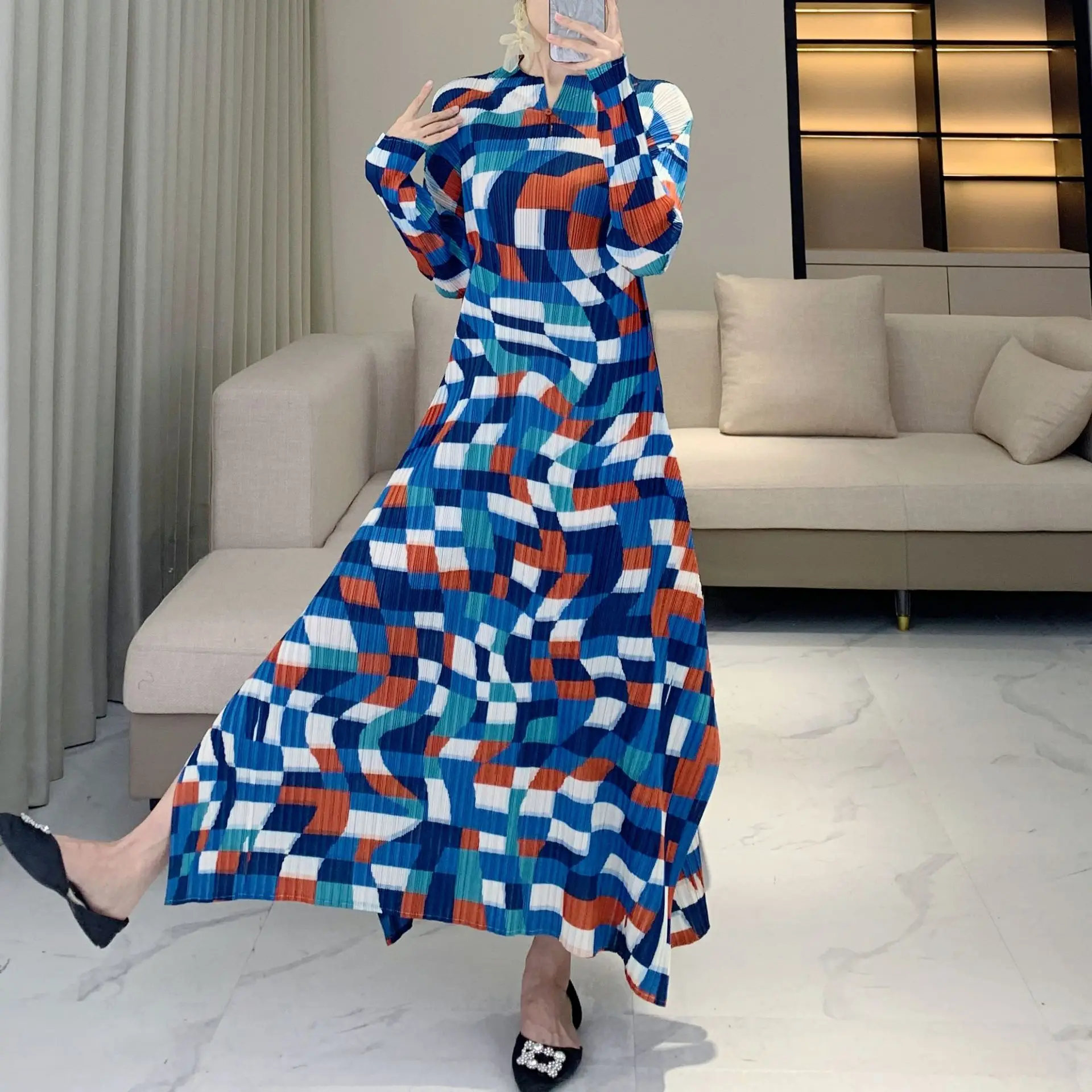 Miyake plisado Primavera/otoño nuevo estilo vestido largo, falda acampanada holgada plisada de moda, vestido estampado informal de manga larga