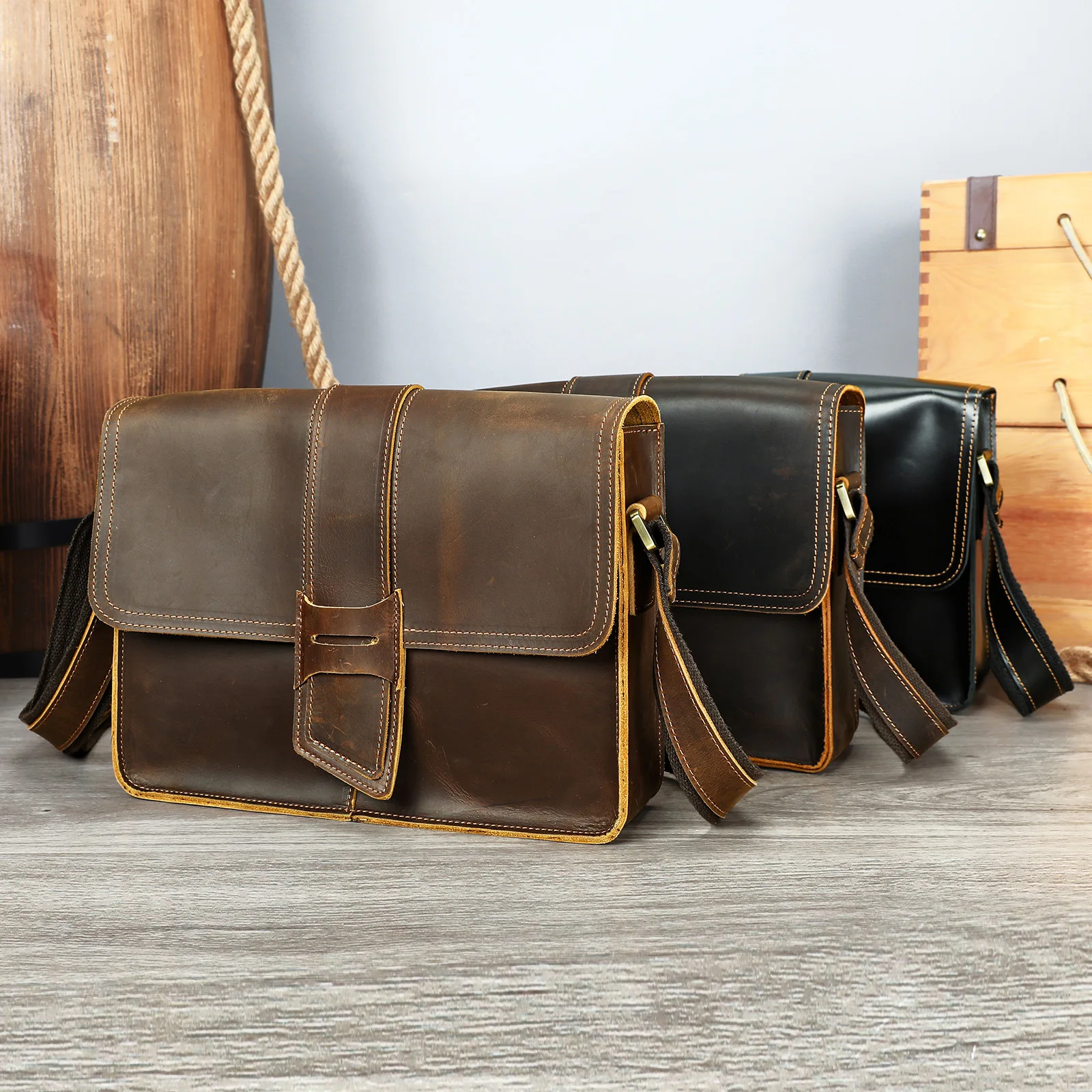 Vintage Crazy Horse Leather Messenger Bag - Men's Full-Grain Cowhide Crossbody Shoulder Bag, Retro Horizontal Design
