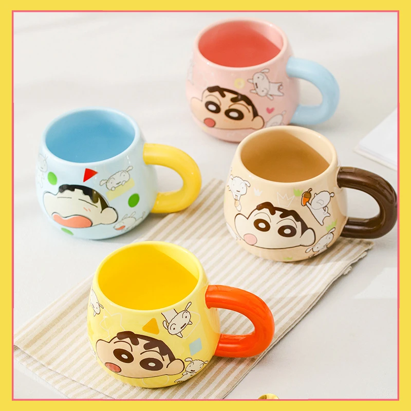 

MINISO Crayon Shin-chan Water Cup Cute Office Coffee Mug Ceramic Cup with Spoon Good-looking Ornament Collection Holiday Gifts