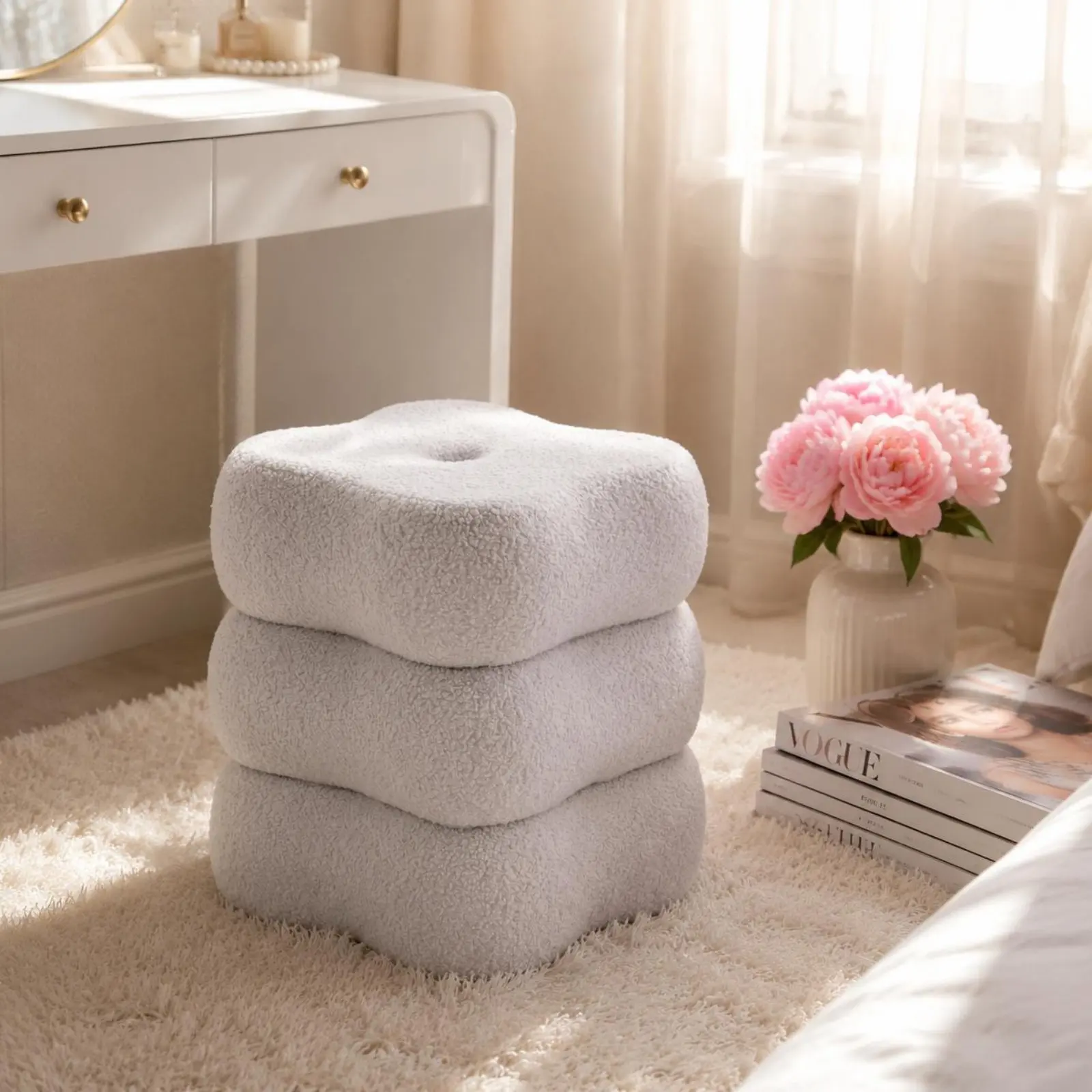 Fuzzy Vanity Stool Soft Upholstered Dressing Stool Sherpa Vanity Ottoman 220 Lbs Weight Capacity Furniture for Women, Bedroom